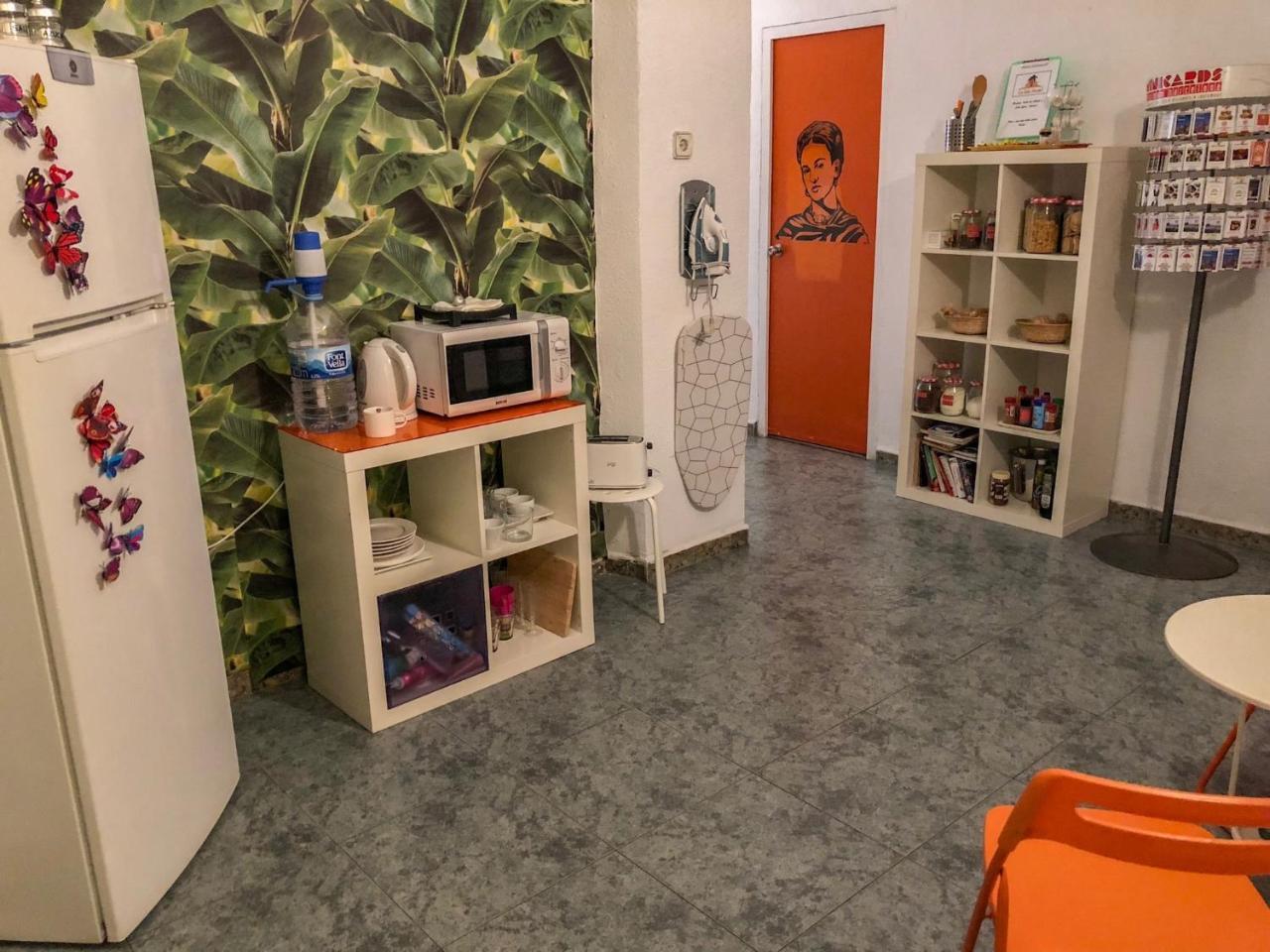 La Isla Hostal Barcelona Zewnętrze zdjęcie