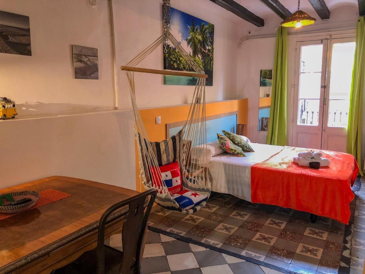 La Isla Hostal Barcelona Zewnętrze zdjęcie