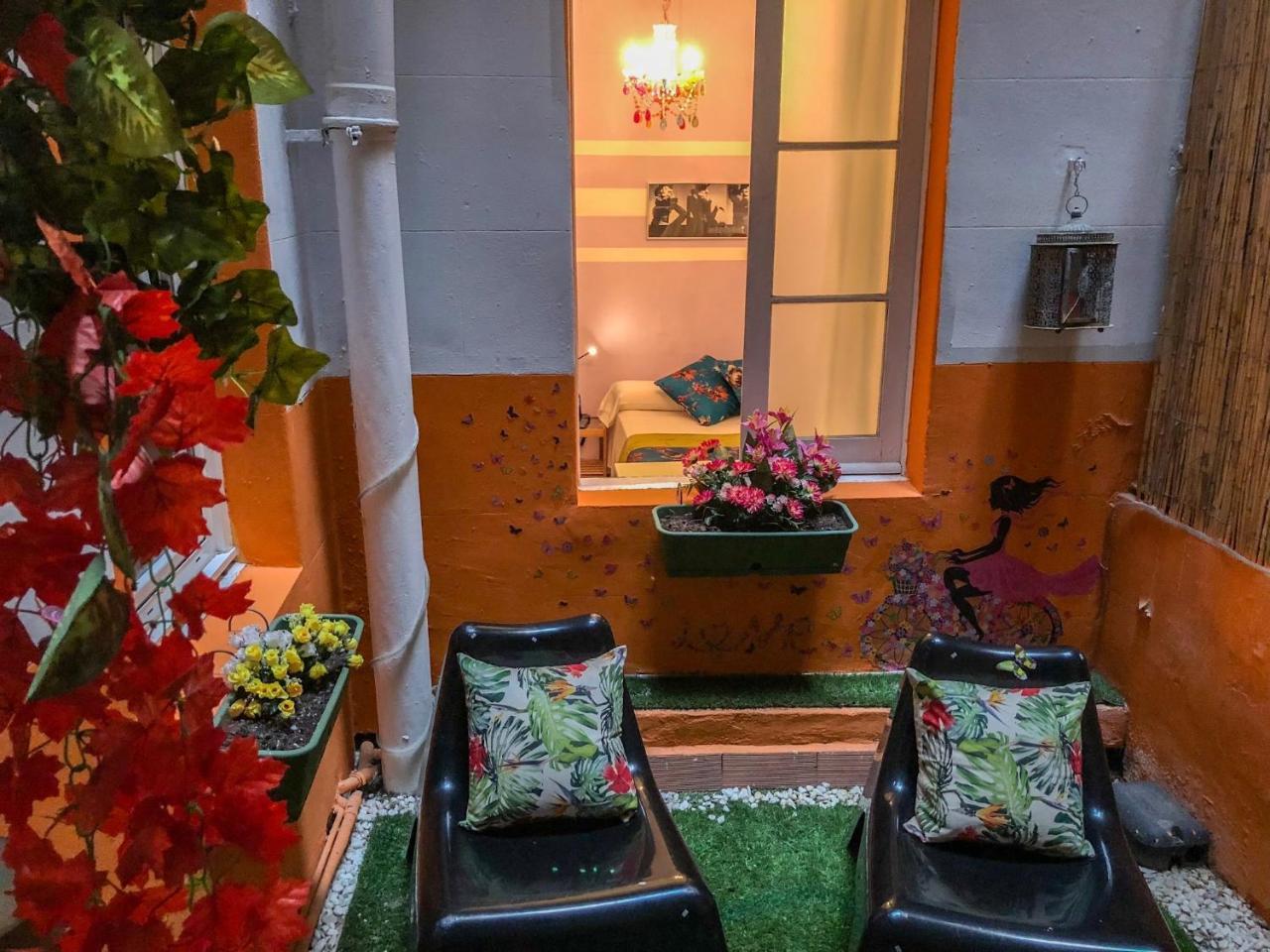 La Isla Hostal Barcelona Zewnętrze zdjęcie