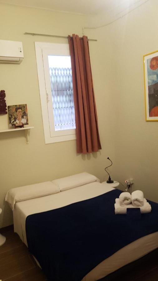 La Isla Hostal Barcelona Zewnętrze zdjęcie