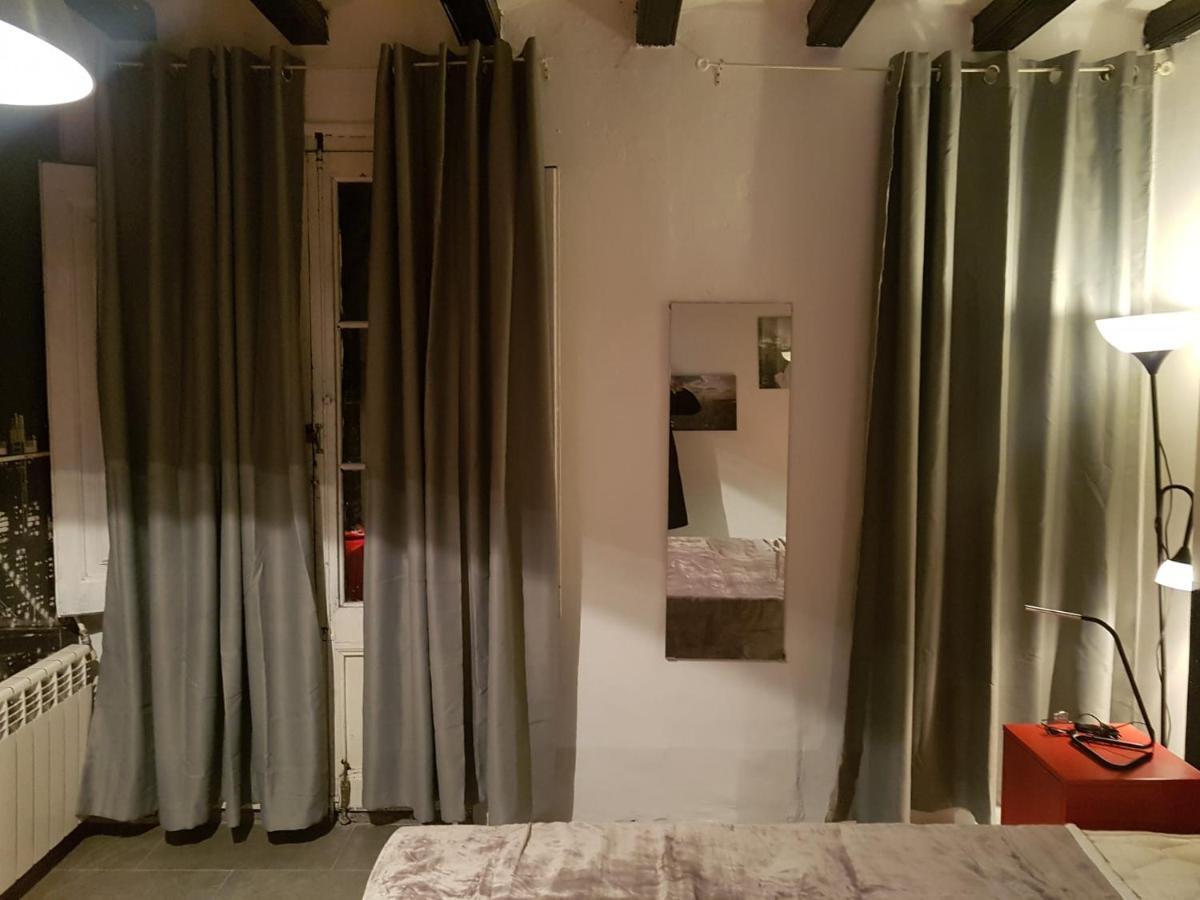 La Isla Hostal Barcelona Zewnętrze zdjęcie
